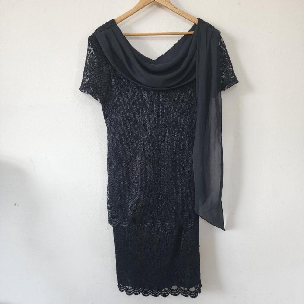 Y2K Vintage Helene Blake Black Short Sleeve Midi Dress with attached Shawl 14